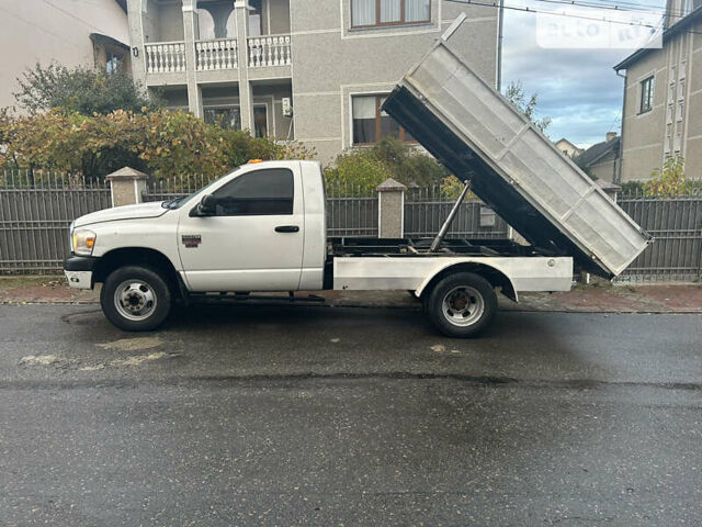 Білий Додж RAM 3500, об'ємом двигуна 5.9 л та пробігом 179 тис. км за 19700 $, фото 1 на Automoto.ua