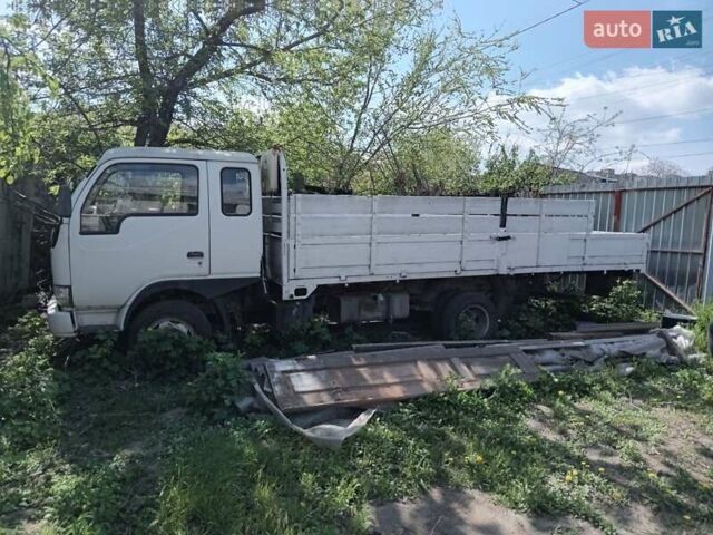 Белый Донг Фенг 1044, объемом двигателя 3.7 л и пробегом 300 тыс. км за 3000 $, фото 1 на Automoto.ua