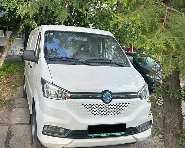 Білий Донг Фенг EM26, об'ємом двигуна 0 л та пробігом 1 тис. км за 20000 $, фото 1 на Automoto.ua