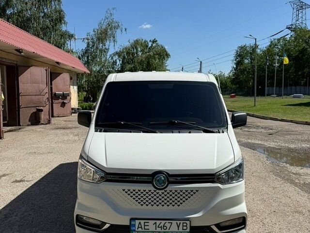 Белый Донг Фенг EM26, объемом двигателя 0 л и пробегом 47 тыс. км за 17000 $, фото 1 на Automoto.ua