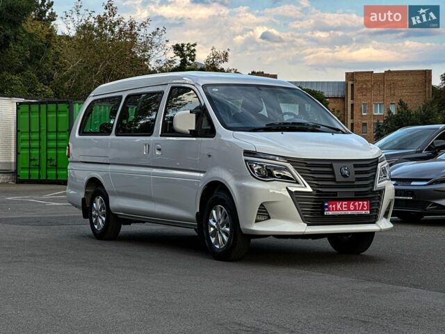Білий Донг Фенг M5EV, об'ємом двигуна 0 л та пробігом 1 тис. км за 31500 $, фото 1 на Automoto.ua