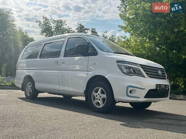 Донг Фенг M5EV, об'ємом двигуна 0 л та пробігом 51 тис. км за 14000 $, фото 1 на Automoto.ua