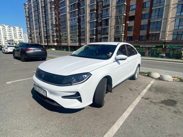 Белый Донг Фенг S60 EV, объемом двигателя 0 л и пробегом 66 тыс. км за 13900 $, фото 1 на Automoto.ua