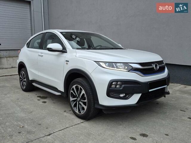 Белый Донг Фенг X-NV, объемом двигателя 0 л и пробегом 71 тыс. км за 14000 $, фото 1 на Automoto.ua