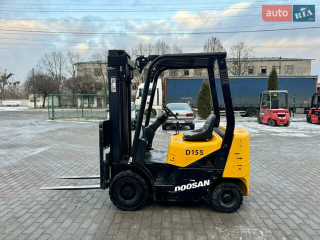 Жовтий Дусан Д, об'ємом двигуна 0 л та пробігом 7 тис. км за 6200 $, фото 1 на Automoto.ua