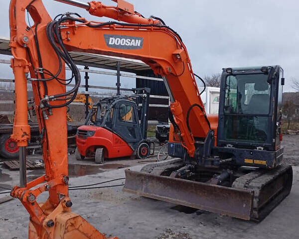 Дусан DX, объемом двигателя 0 л и пробегом 600 тыс. км за 29358 $, фото 1 на Automoto.ua