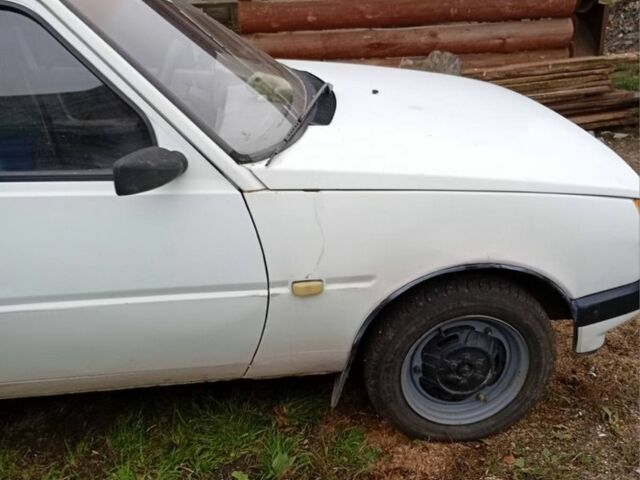 Белый Другая Другая, объемом двигателя 1.2 л и пробегом 300 тыс. км за 800 $, фото 1 на Automoto.ua