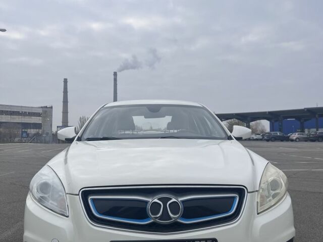 Белый Другая Другая, объемом двигателя 0 л и пробегом 35 тыс. км за 9000 $, фото 1 на Automoto.ua