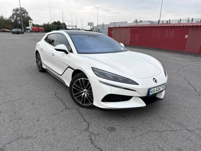 Белый Другая Другая, объемом двигателя 0 л и пробегом 11 тыс. км за 58000 $, фото 1 на Automoto.ua