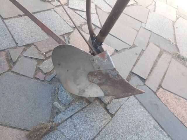 Другая Другая, объемом двигателя 0 л и пробегом 0 тыс. км за 15 $, фото 1 на Automoto.ua