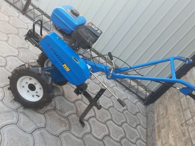 Другая Другая, объемом двигателя 2.5 л и пробегом 1 тыс. км за 649 $, фото 1 на Automoto.ua