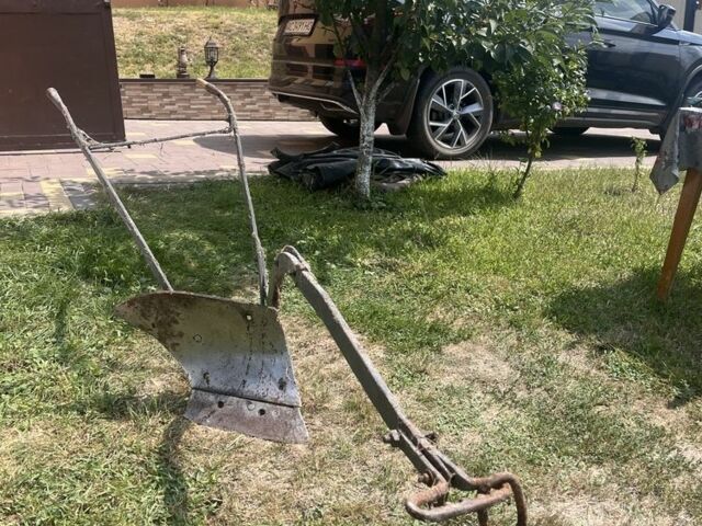 Другая Другая, объемом двигателя 0 л и пробегом 0 тыс. км за 1000 $, фото 1 на Automoto.ua