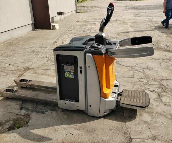 Другая Megane Scenic, объемом двигателя 6 л и пробегом 0 тыс. км за 1665 $, фото 1 на Automoto.ua