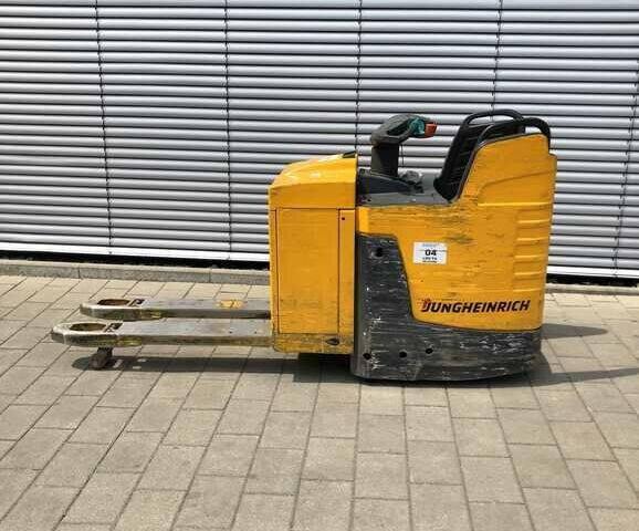 Другая Megane Scenic, объемом двигателя 14.86 л и пробегом 0 тыс. км за 3856 $, фото 1 на Automoto.ua