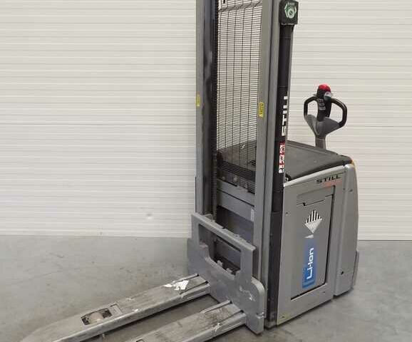 Другая Megane Scenic, объемом двигателя 0 л и пробегом 0 тыс. км за 12516 $, фото 1 на Automoto.ua