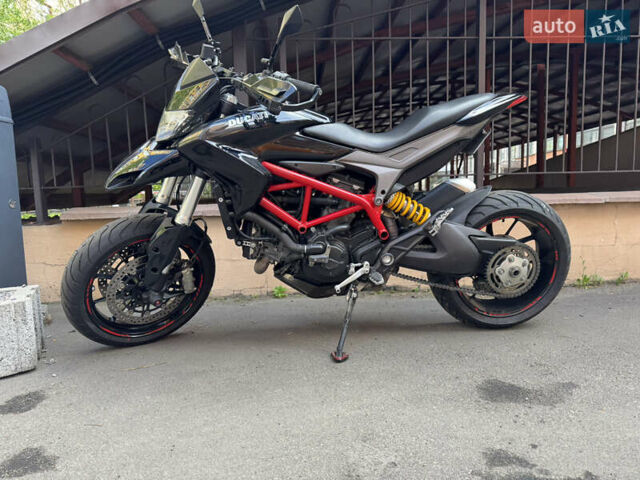 Красный Дукати Гипермотард, объемом двигателя 0.82 л и пробегом 18 тыс. км за 7500 $, фото 1 на Automoto.ua