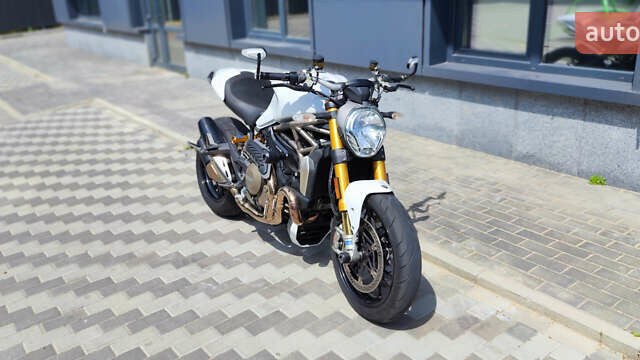 Білий Дукаті Монстр, об'ємом двигуна 1.2 л та пробігом 1 тис. км за 12500 $, фото 1 на Automoto.ua