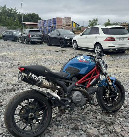 Дукати Монстр, объемом двигателя 0 л и пробегом 8 тыс. км за 5200 $, фото 1 на Automoto.ua