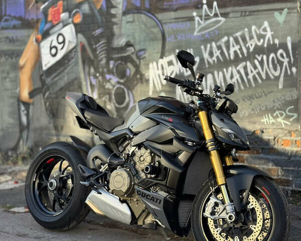 Дукати Стритфайтер, объемом двигателя 0 л и пробегом 5 тыс. км за 25500 $, фото 1 на Automoto.ua