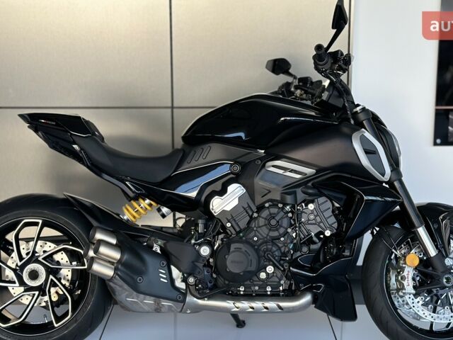 купити нове авто Дукаті Diavel V4 1158 2025 року від офіційного дилера Ducati «УКРАВТО КИЇВ» Дукаті фото