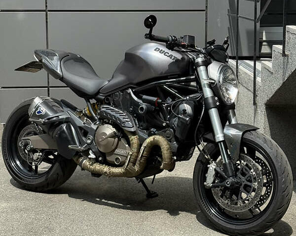 Дукати Monster 821, объемом двигателя 0.82 л и пробегом 21 тыс. км за 8200 $, фото 1 на Automoto.ua