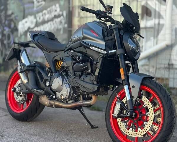 Дукати Monster 937, объемом двигателя 0 л и пробегом 19 тыс. км за 11000 $, фото 1 на Automoto.ua