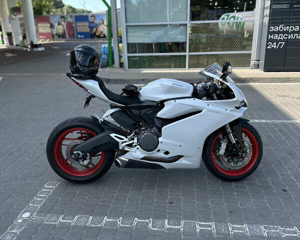 Білий Дукаті Panigale 959, об'ємом двигуна 0.96 л та пробігом 12 тис. км за 13000 $, фото 1 на Automoto.ua