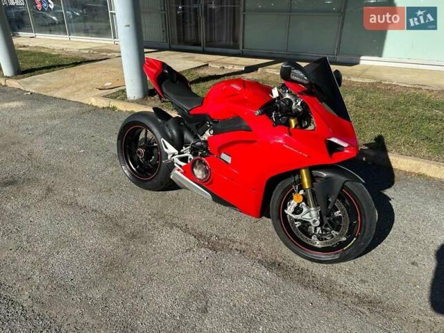 Красный Дукати Panigale V4, объемом двигателя 1 л и пробегом 20 тыс. км за 6500 $, фото 1 на Automoto.ua