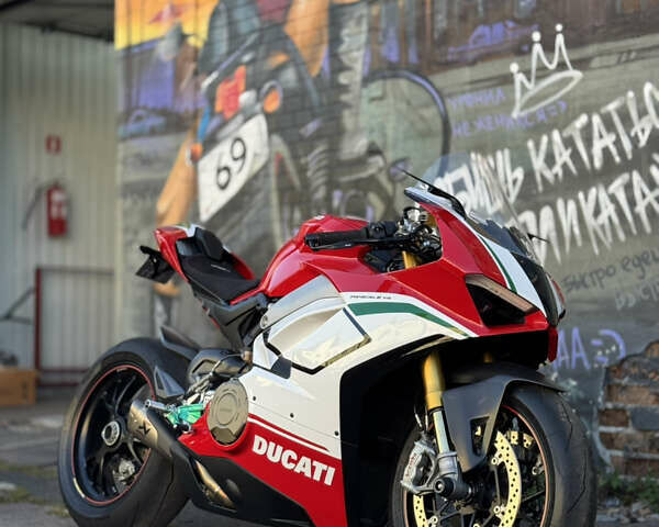 Дукати Panigale V4Speciale, объемом двигателя 0 л и пробегом 1 тыс. км за 43000 $, фото 1 на Automoto.ua