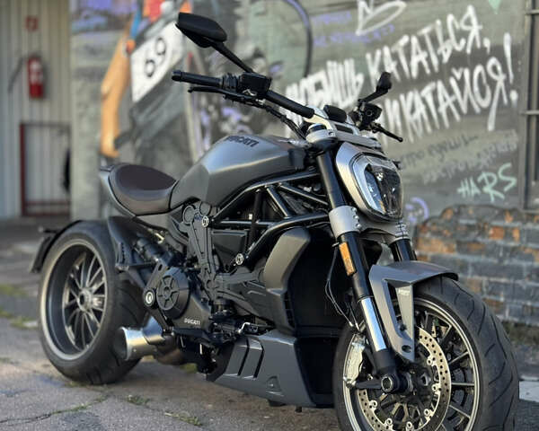 Дукати XDiavel, объемом двигателя 0 л и пробегом 2 тыс. км за 25000 $, фото 1 на Automoto.ua