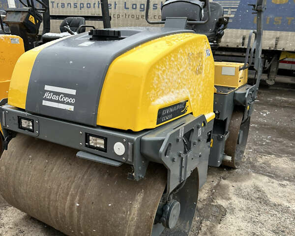 Желтый Динапак ЦЦ, объемом двигателя 2 л и пробегом 1 тыс. км за 16000 $, фото 1 на Automoto.ua