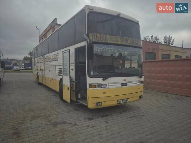 Білий ЕОС 200, об'ємом двигуна 11.97 л та пробігом 100 тис. км за 15000 $, фото 1 на Automoto.ua