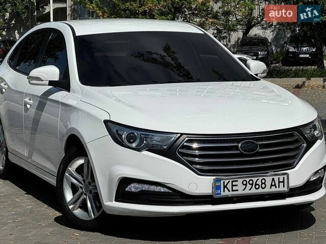 Белый ФАВ B30, объемом двигателя 1.6 л и пробегом 79 тыс. км за 6700 $, фото 1 на Automoto.ua