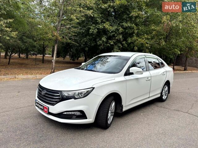 Білий ФАВ B30, об'ємом двигуна 1.6 л та пробігом 113 тис. км за 6990 $, фото 1 на Automoto.ua