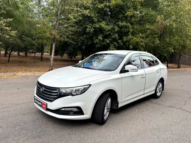 Білий ФАВ B30, об'ємом двигуна 1.6 л та пробігом 113 тис. км за 7013 $, фото 1 на Automoto.ua