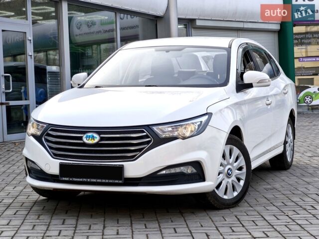 Белый ФАВ B30, объемом двигателя 1.6 л и пробегом 53 тыс. км за 7550 $, фото 1 на Automoto.ua