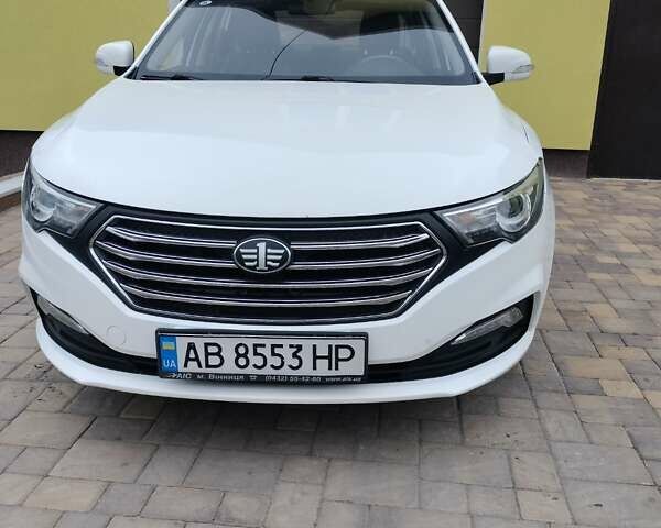 Белый ФАВ Besturn B30, объемом двигателя 1.6 л и пробегом 108 тыс. км за 7600 $, фото 1 на Automoto.ua