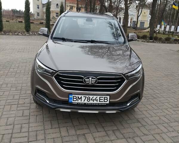 Коричневый ФАВ Besturn X40, объемом двигателя 1.6 л и пробегом 7 тыс. км за 11000 $, фото 1 на Automoto.ua