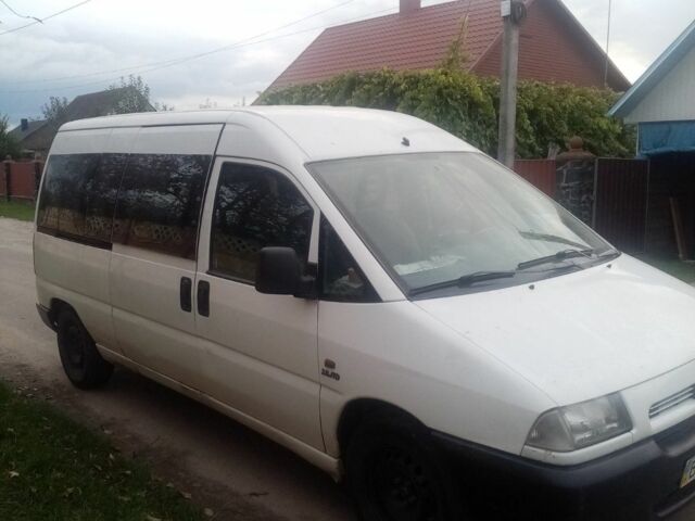 Белый Фиат 124, объемом двигателя 2 л и пробегом 250 тыс. км за 2500 $, фото 1 на Automoto.ua