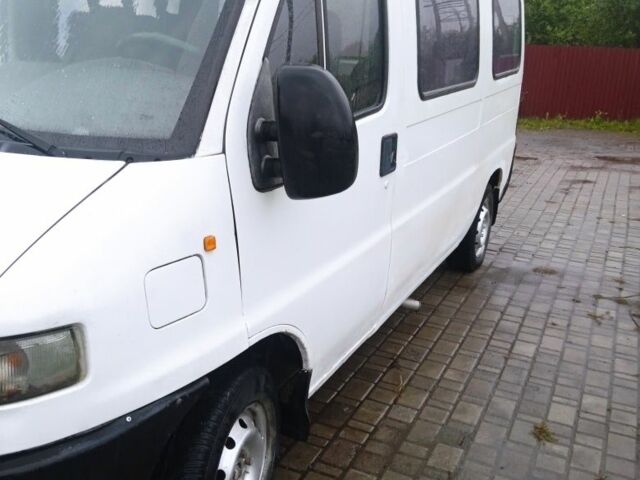 Белый Фиат 124, объемом двигателя 0 л и пробегом 300 тыс. км за 2000 $, фото 1 на Automoto.ua