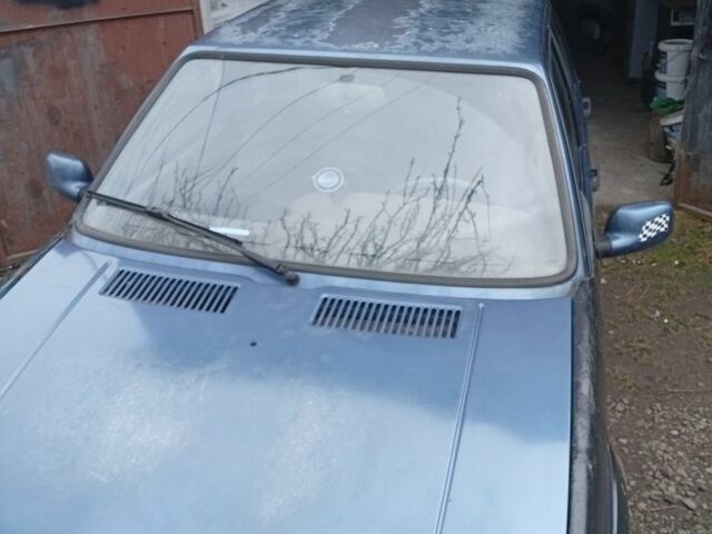 Синий Фиат 124, объемом двигателя 1 л и пробегом 200 тыс. км за 700 $, фото 1 на Automoto.ua