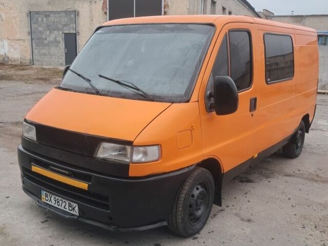 Желтый Фиат 130, объемом двигателя 1.9 л и пробегом 500 тыс. км за 1200 $, фото 1 на Automoto.ua