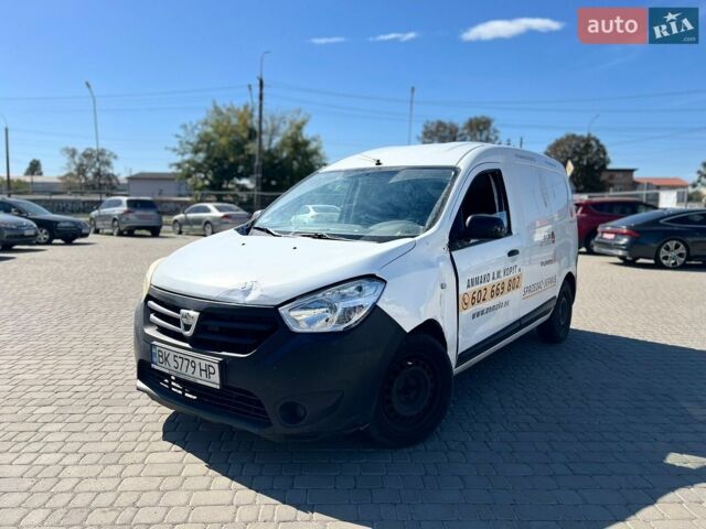 Белый Фиат 500, объемом двигателя 1.24 л и пробегом 125 тыс. км за 5200 $, фото 1 на Automoto.ua