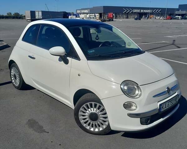 Білий Фіат 500, об'ємом двигуна 1.24 л та пробігом 165 тис. км за 5499 $, фото 1 на Automoto.ua