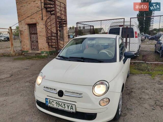 Білий Фіат 500, об'ємом двигуна 0 л та пробігом 66 тис. км за 3300 $, фото 1 на Automoto.ua
