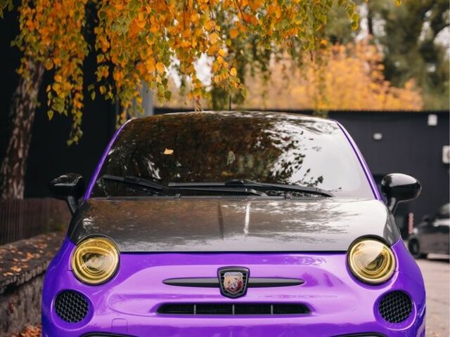 Белый Фиат 500, объемом двигателя 1.4 л и пробегом 160 тыс. км за 7000 $, фото 1 на Automoto.ua