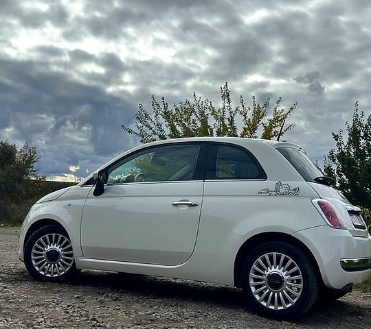 Белый Фиат 500, объемом двигателя 1.2 л и пробегом 67 тыс. км за 8990 $, фото 1 на Automoto.ua