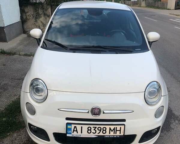 Білий Фіат 500, об'ємом двигуна 1.4 л та пробігом 162 тис. км за 7442 $, фото 1 на Automoto.ua