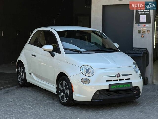 Білий Фіат 500, об'ємом двигуна 0 л та пробігом 80 тис. км за 6900 $, фото 1 на Automoto.ua