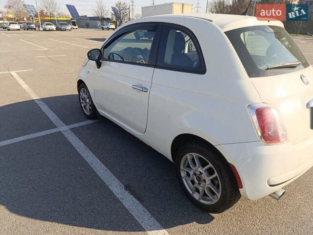 Белый Фиат 500, объемом двигателя 1.37 л и пробегом 162 тыс. км за 8500 $, фото 1 на Automoto.ua